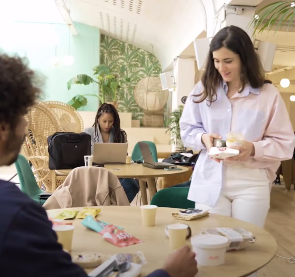 67093b8ba5337d5f28ba6467 Miniature Restauration denreprise (1)